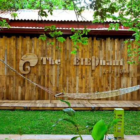 The Elephant Next-Door Udawalawe Bagian luar foto